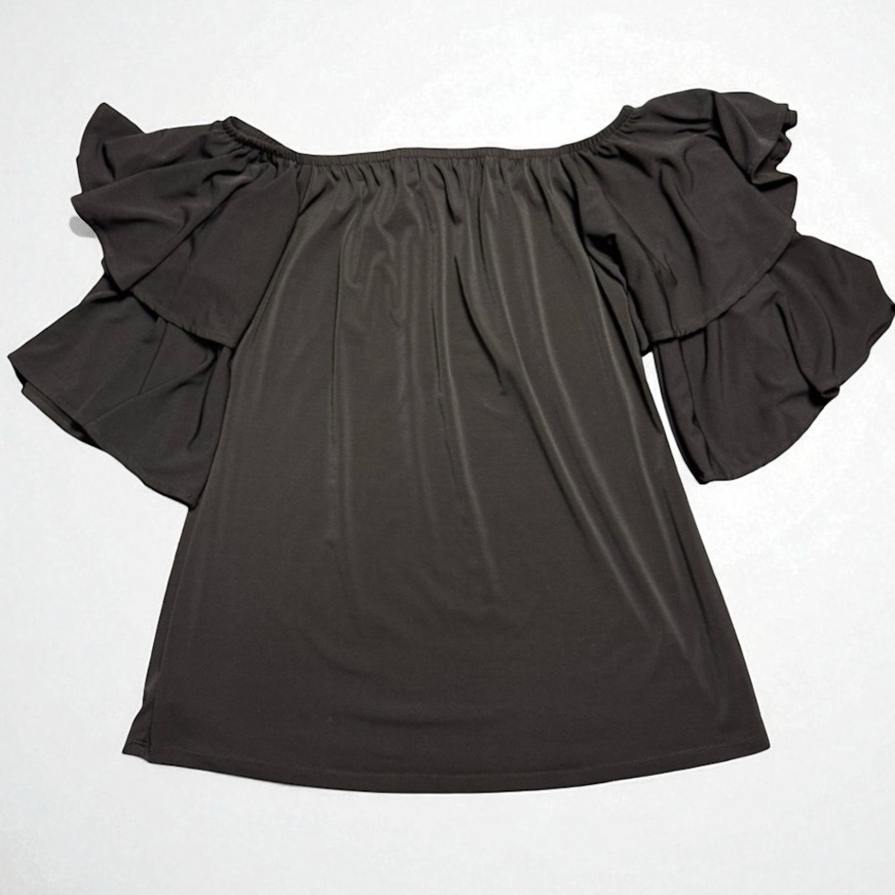 Julian Chang Black Off-the-Shoulder Ruffle Sleeve Top – Women’s Medium